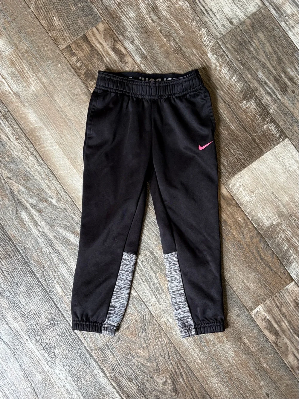 Nike Girls' Gray & Black Athletic Bottoms with Pink Accent